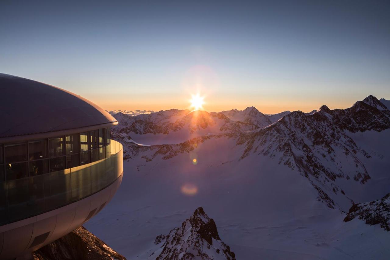 Hotel Mittagskogel Pitztal St. Leonhard im Pitztal Zewnętrze zdjęcie
