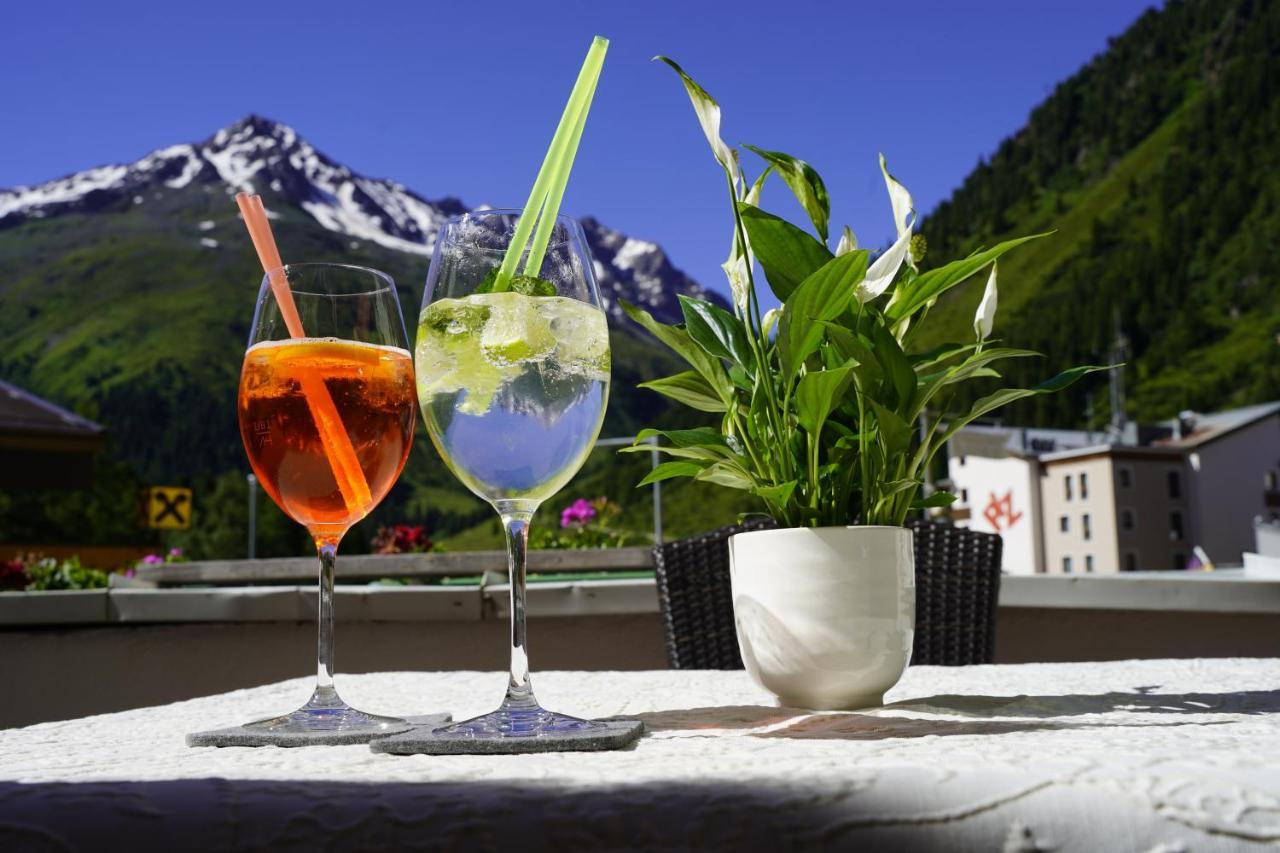Hotel Mittagskogel Pitztal St. Leonhard im Pitztal Zewnętrze zdjęcie