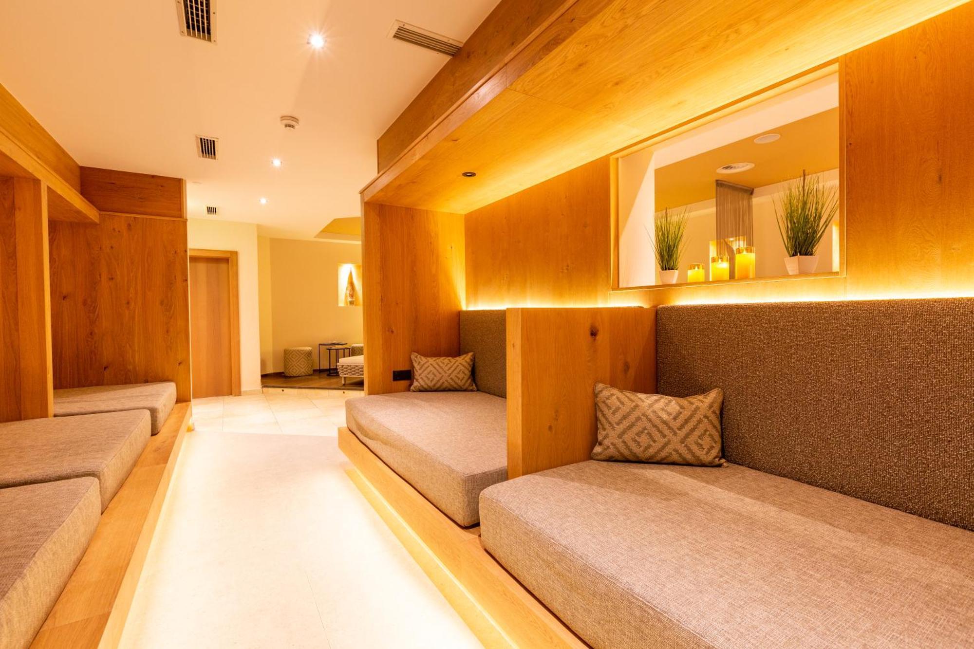Hotel Mittagskogel Pitztal St. Leonhard im Pitztal Zewnętrze zdjęcie
