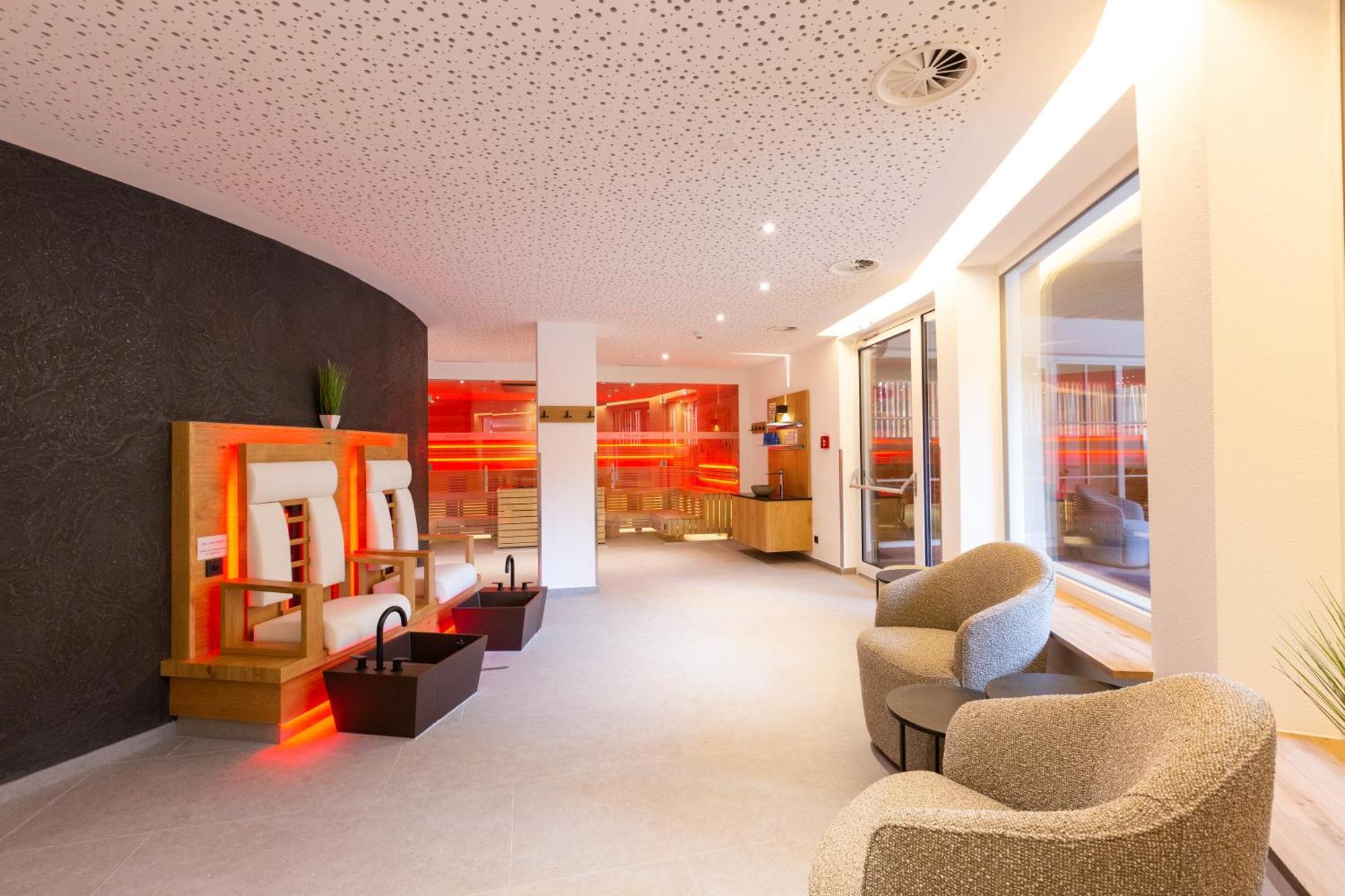 Hotel Mittagskogel Pitztal St. Leonhard im Pitztal Zewnętrze zdjęcie
