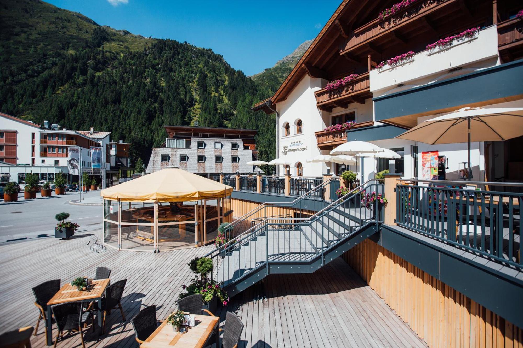 Hotel Mittagskogel Pitztal St. Leonhard im Pitztal Zewnętrze zdjęcie