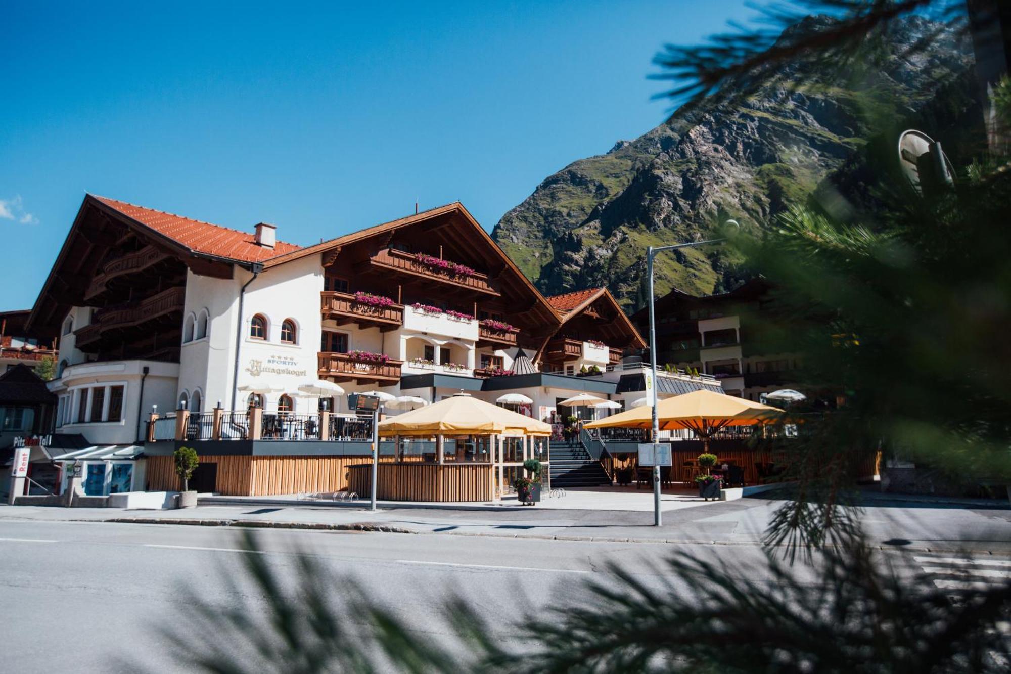Hotel Mittagskogel Pitztal St. Leonhard im Pitztal Zewnętrze zdjęcie